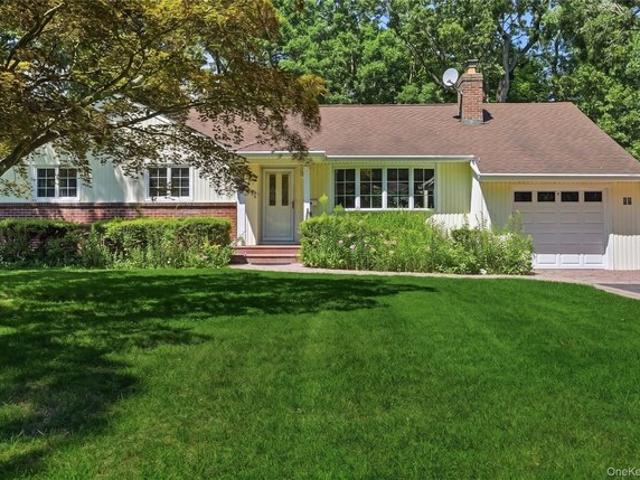 House for sale in Huntington, New York