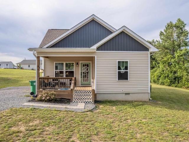 House for sale in Holly Pond, Alabama