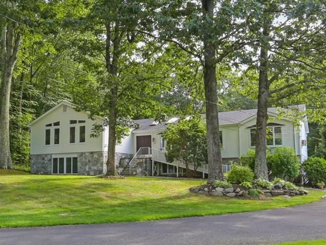 House for sale in Trumbull, Connecticut