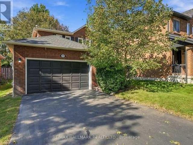 House for sale in Aurora Heights, Aurora
