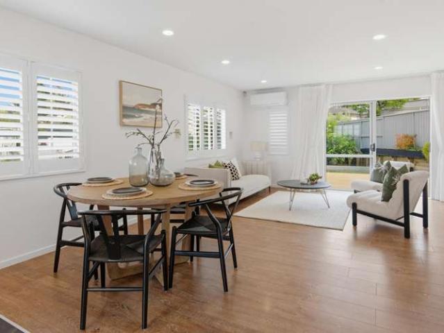 Townhouse for sale in Paremoremo
