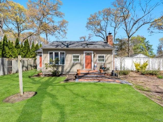 House for sale in Centereach, Town of Brookhaven