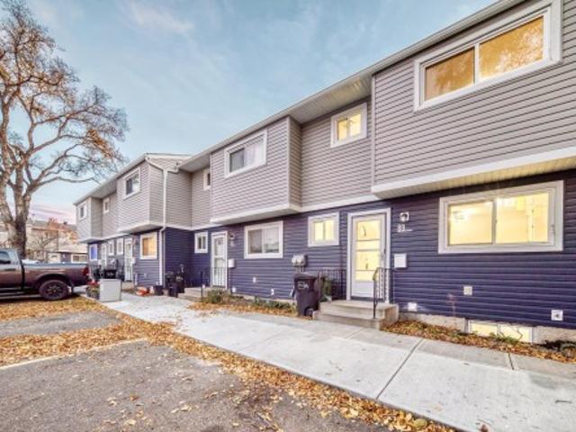 Townhouse for sale in Homesteader, Edmonton