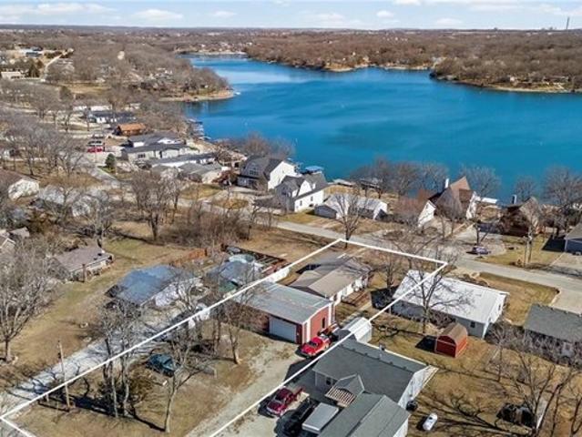 House for sale in Linn Valley, Linn County