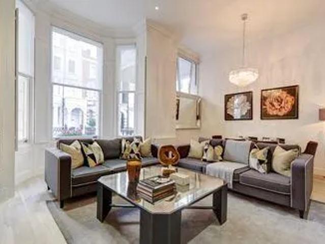 Apartment for rent in Earl's Court, Greater London