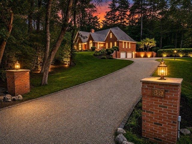 House for sale in Topsfield, Massachusetts