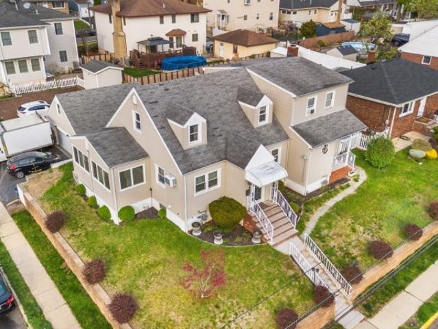 House for sale in Lodi, New Jersey