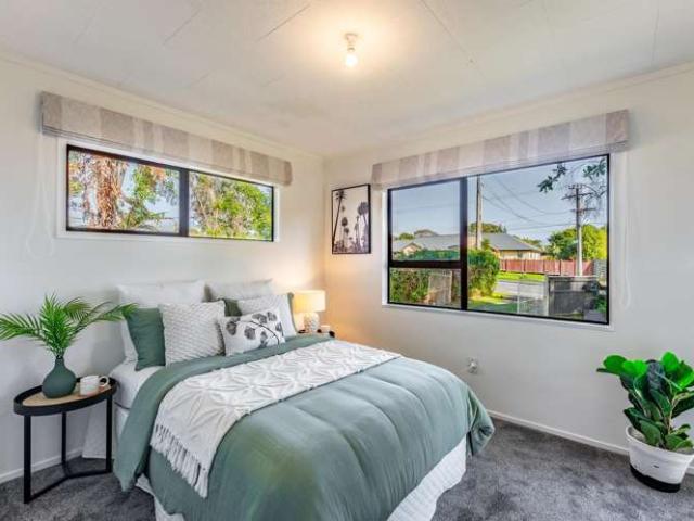 House for sale in Waikanae Beach, Wellington