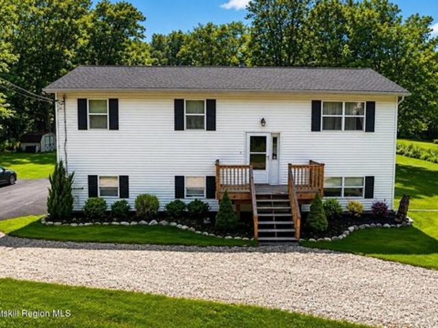 House for sale in Pine Bush, New York