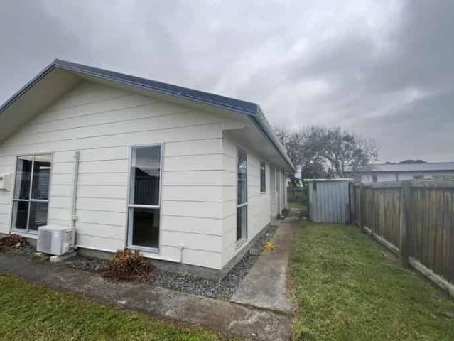 House for rent in Otaki Beach, Wellington