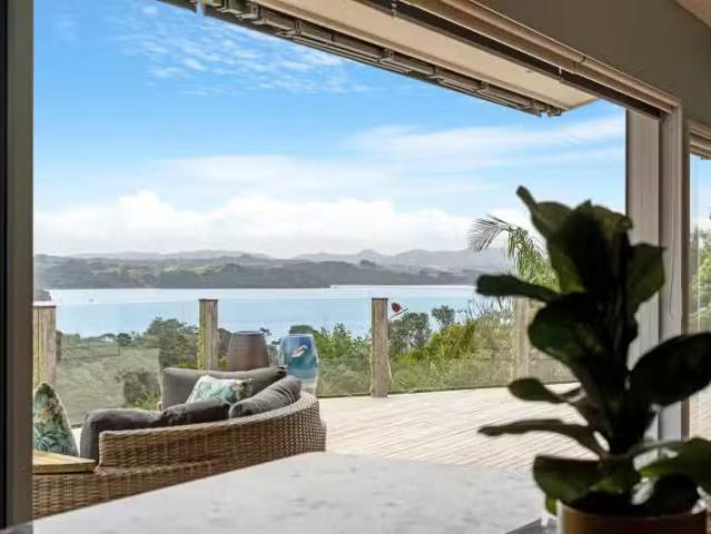 House for sale in Kawau Island