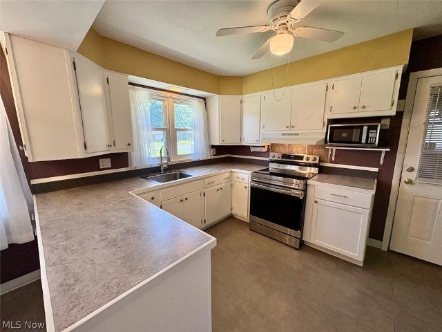 House for sale in Geneva, Ohio
