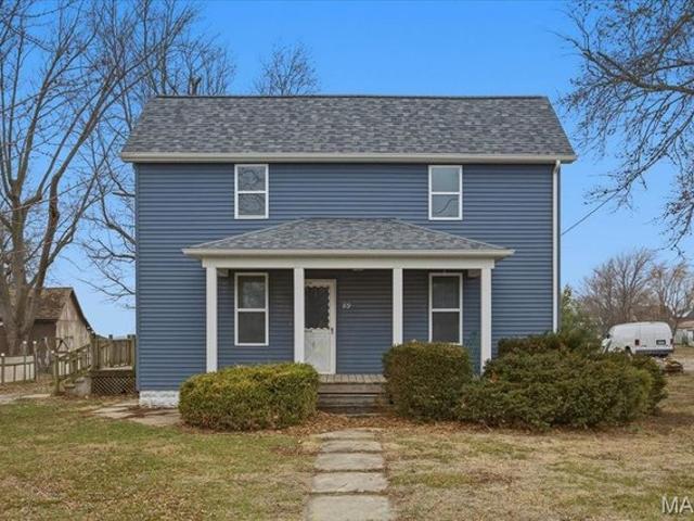House for sale in Hoyleton, Illinois
