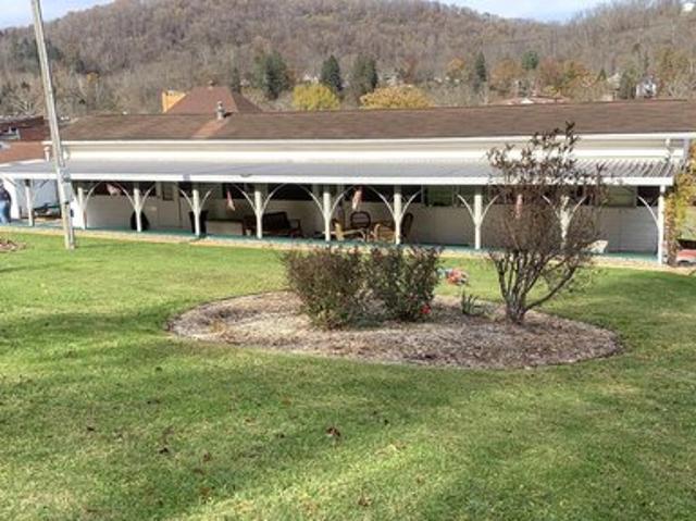 House for sale in Shinnston, West Virginia