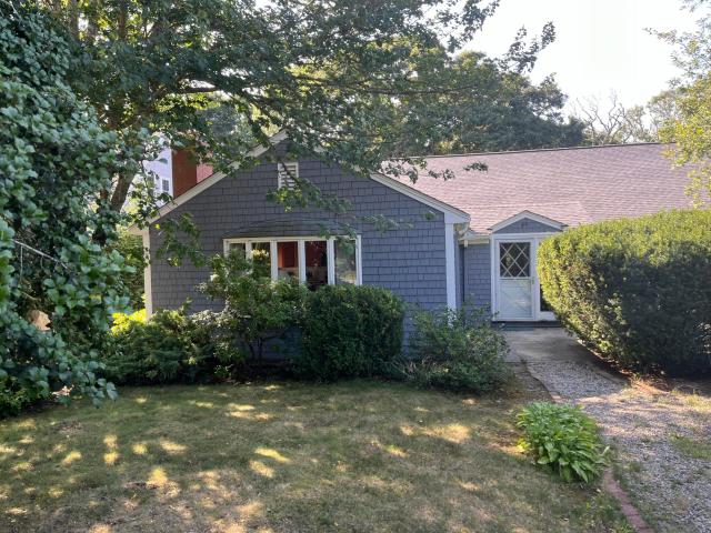 House for sale in Osterville, Osterville