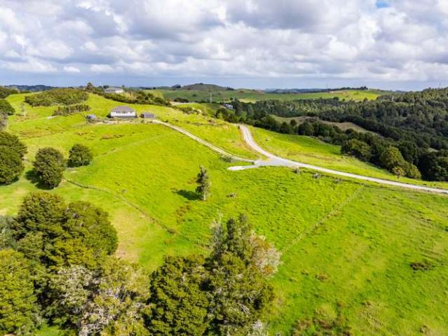 Property for sale in Kaiwaka, Northland