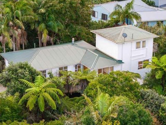 House for sale in Blockhouse Bay