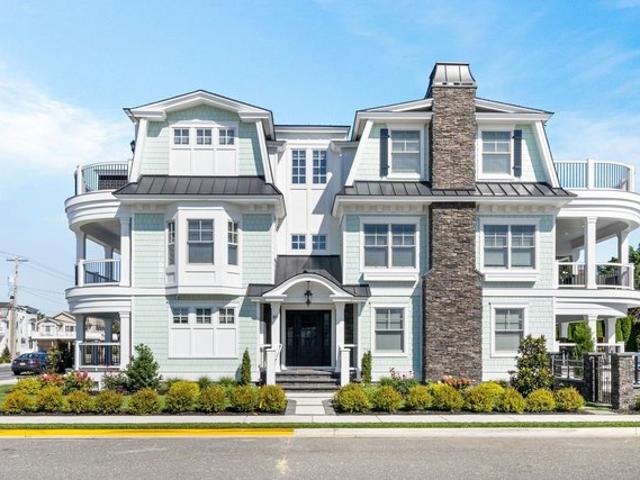 House for sale in Avalon, New Jersey