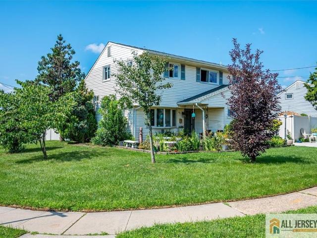 House for sale in Carteret, New Jersey