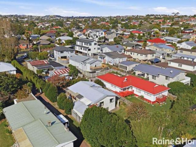House for sale in Blockhouse Bay