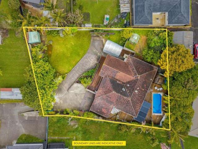 House for sale in Henderson, Henderson-Massey