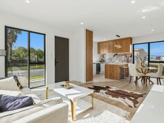 Townhouse for sale in Papakura