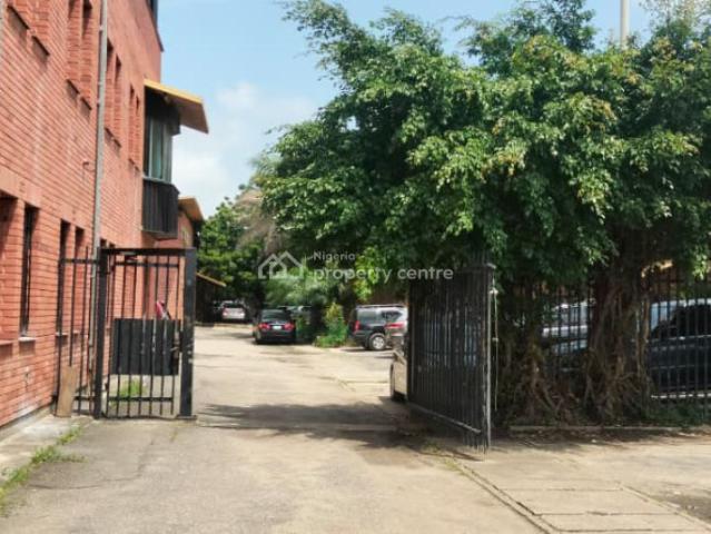 Land for sale in Eti Osa, Abuja