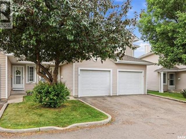 Townhouse for sale in Saskatoon, Saskatchewan