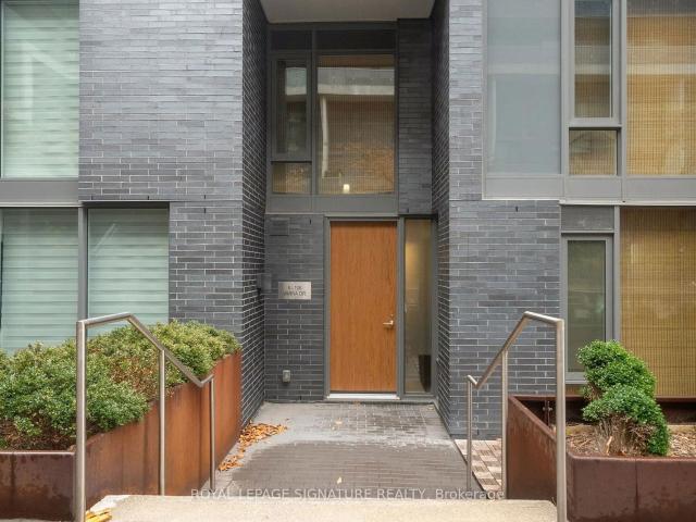Condo for sale in Woburn, Ontario