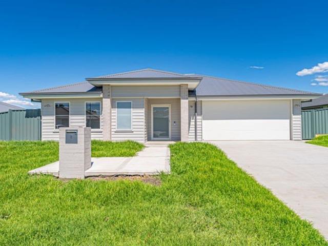 House for sale in Abington, New South Wales