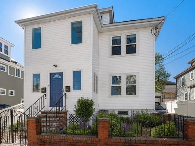 Condo for sale in Arlington, Massachusetts