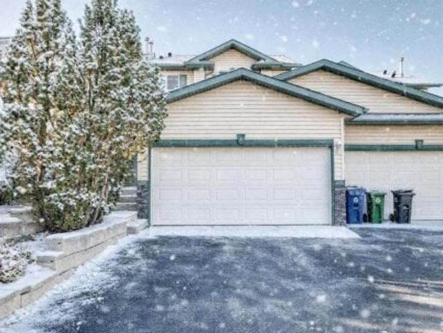 Townhouse for sale in Alberta