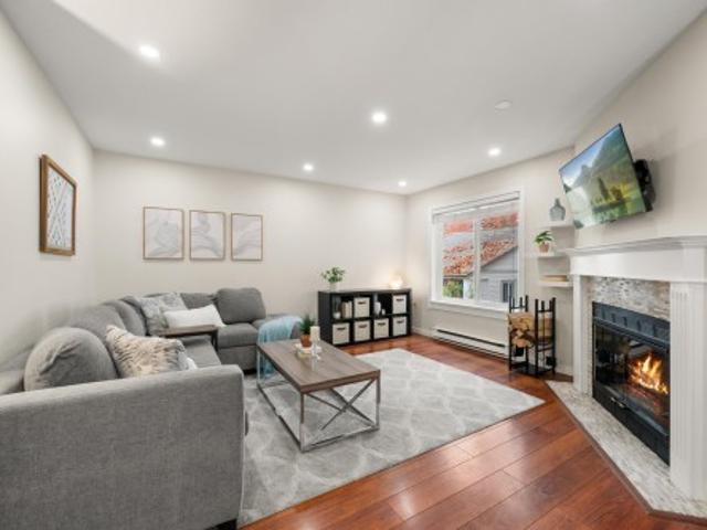 Townhouse for sale in South Surrey, Surrey