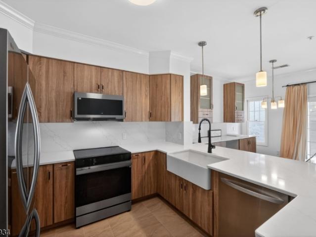 Townhouse for sale in Glenwood, New Jersey