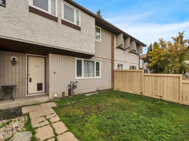Townhouse for sale in Londonderry, Edmonton