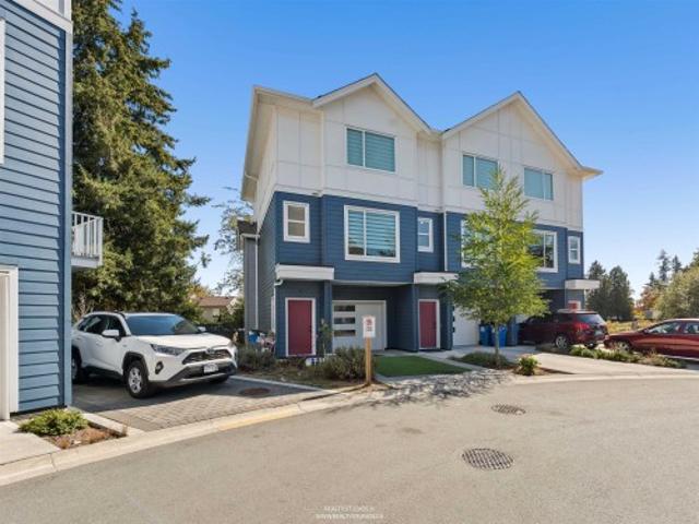 Townhouse for sale in Park and Maven, Surrey