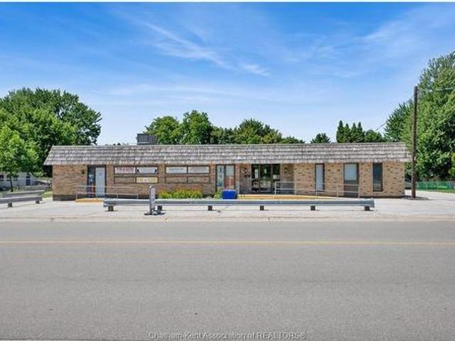 Commercial for rent in Chatham–kent, Ontario