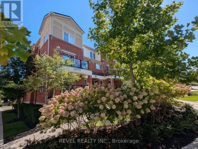 Townhouse for rent in Oakville, Ontario