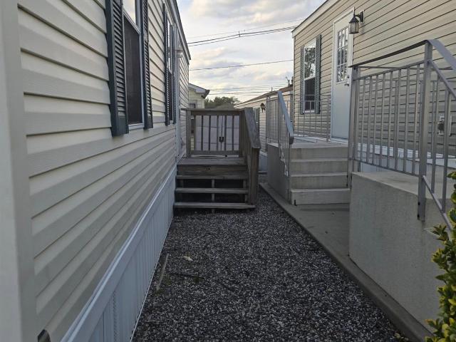 House for sale in Avenel, New Jersey