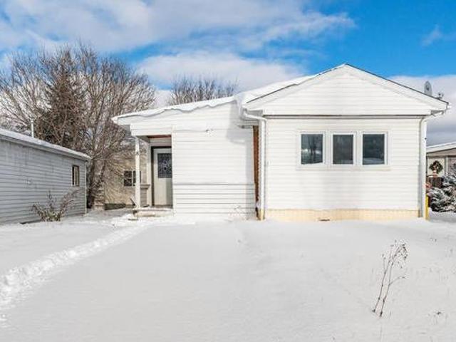 House for sale in Edmonton