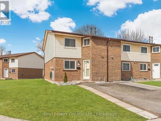 Townhouse for sale in Niagara, Ontario