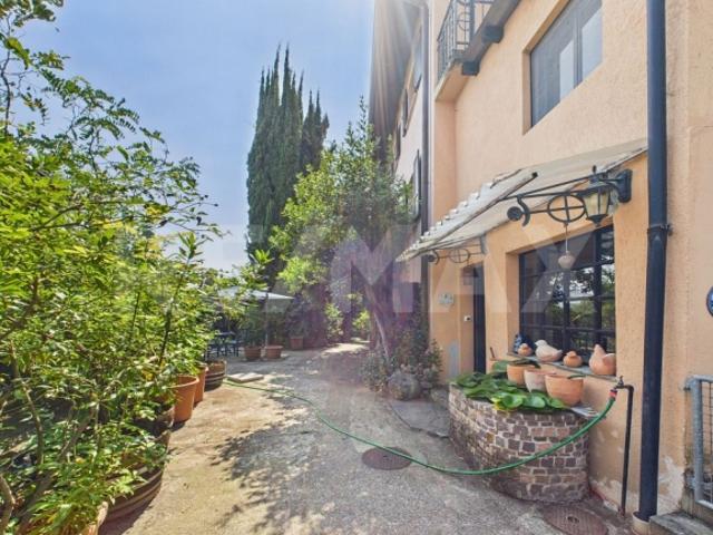 Einfamilienhaus kaufen in Gravesano, Tessin