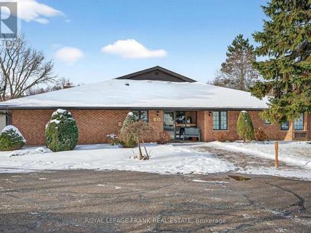 Townhouse for sale in Peterborough, Ontario