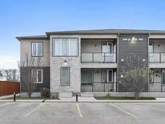 Condo for sale in East St. Paul, Manitoba