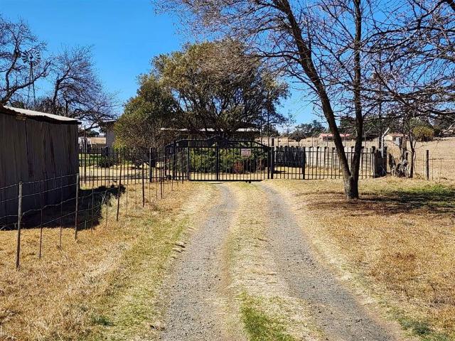 Farm for sale in Rosendal, Free State