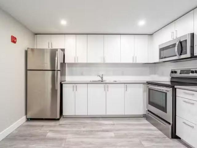 Condo for rent in Ancaster, Ontario