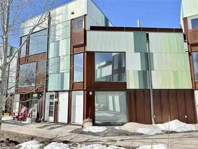 Condo for sale in East St. Paul, Manitoba