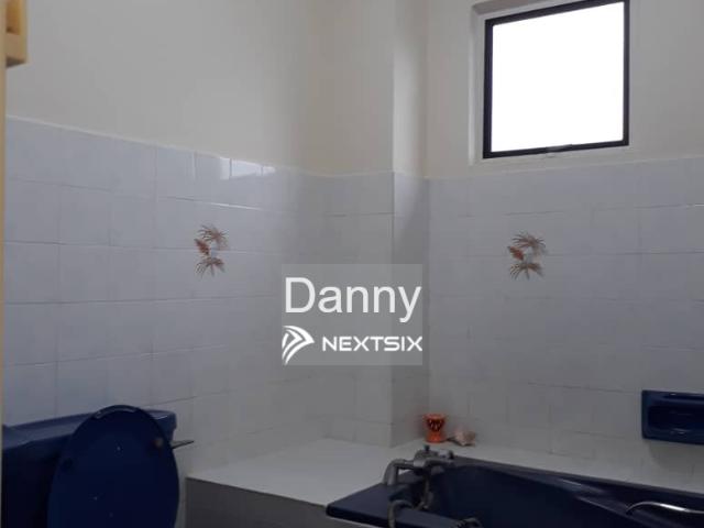 Residential House for sale in Country Heights Damansara, Kuala Lumpur