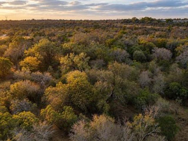 Property for sale in Hoedspruit, Maruleng Local Municipality