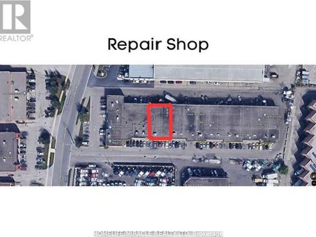 Commercial for rent in Mississauga, Ontario